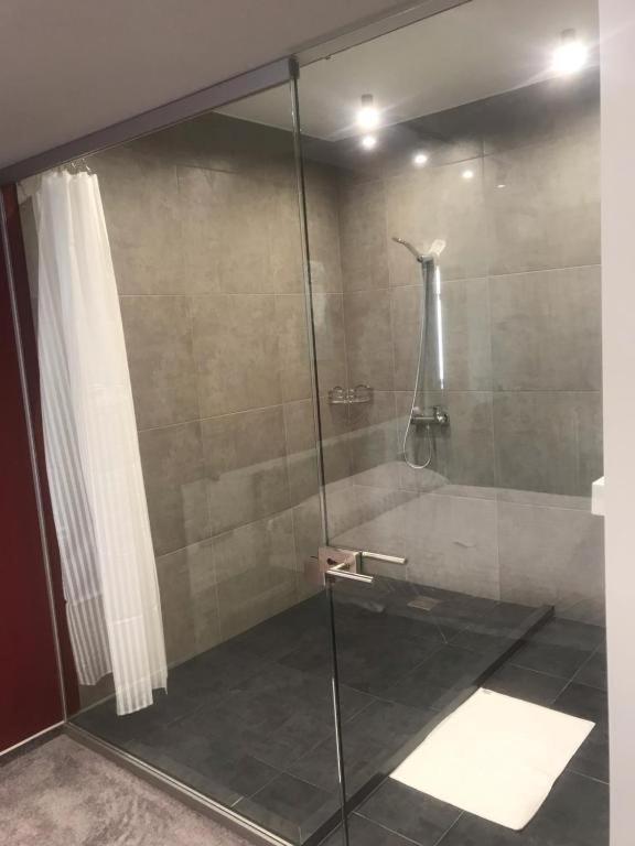 Red Cube Hotel Kamenets-Podolsk Eksteriør bilde